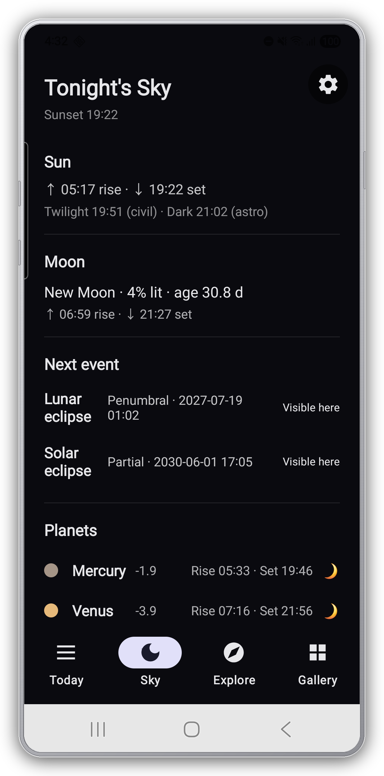 Solar System Explore — inner / outer concentric maps with a time slider